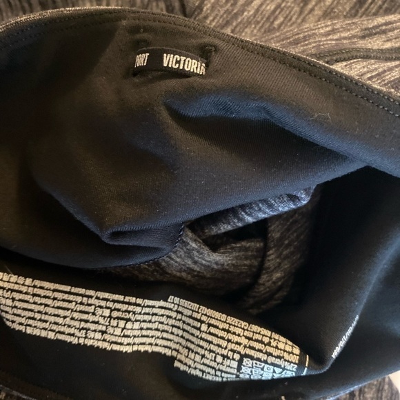 Victoria Sport knockout leggings - Picture 5 of 9
